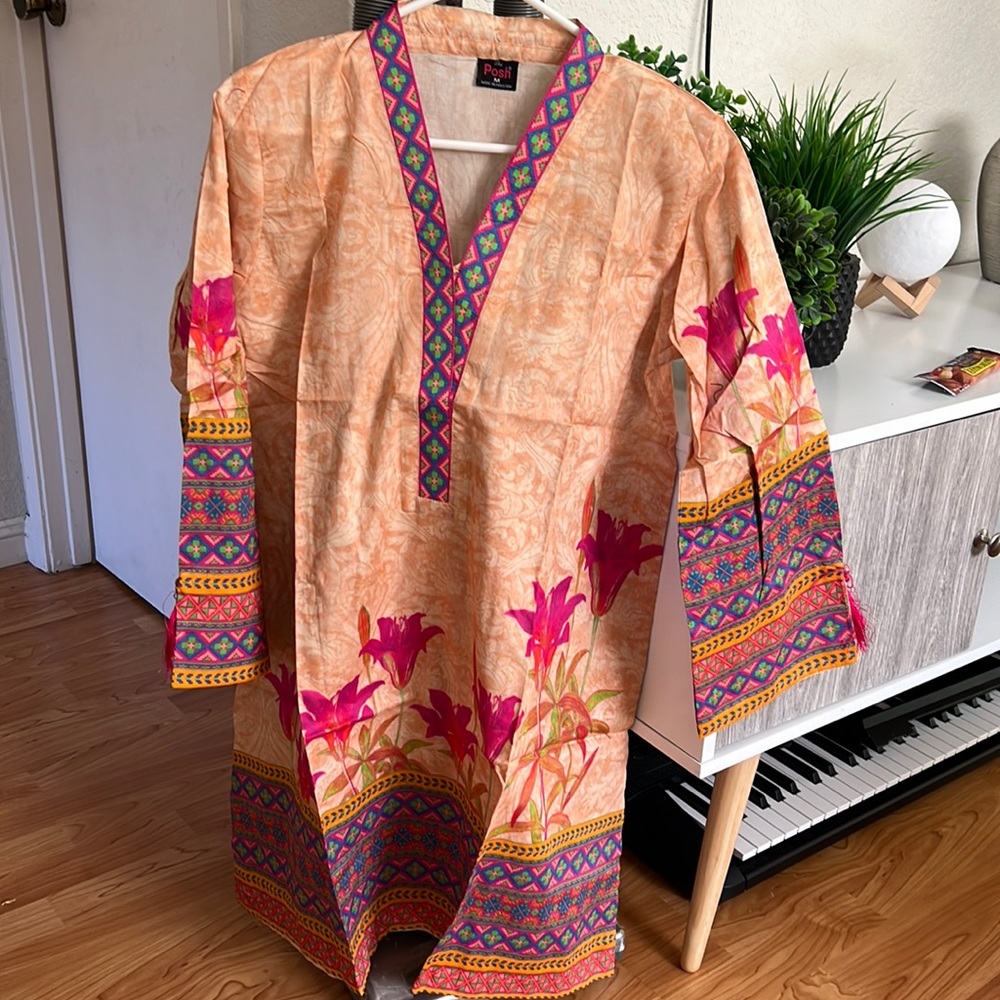 Pakistani kurti size M